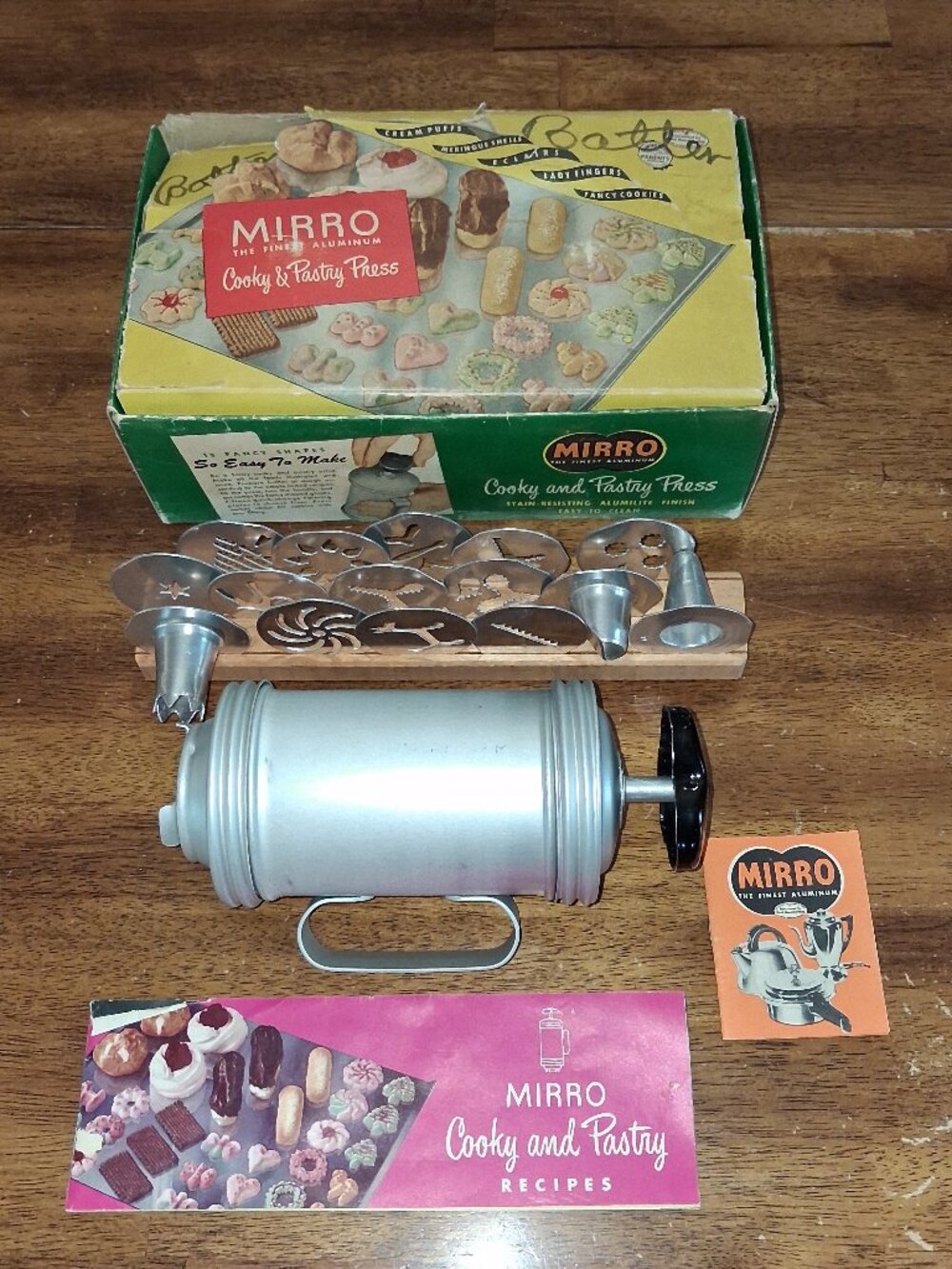 Vintage 1950's MIRRO Cookie & Pastry Press
